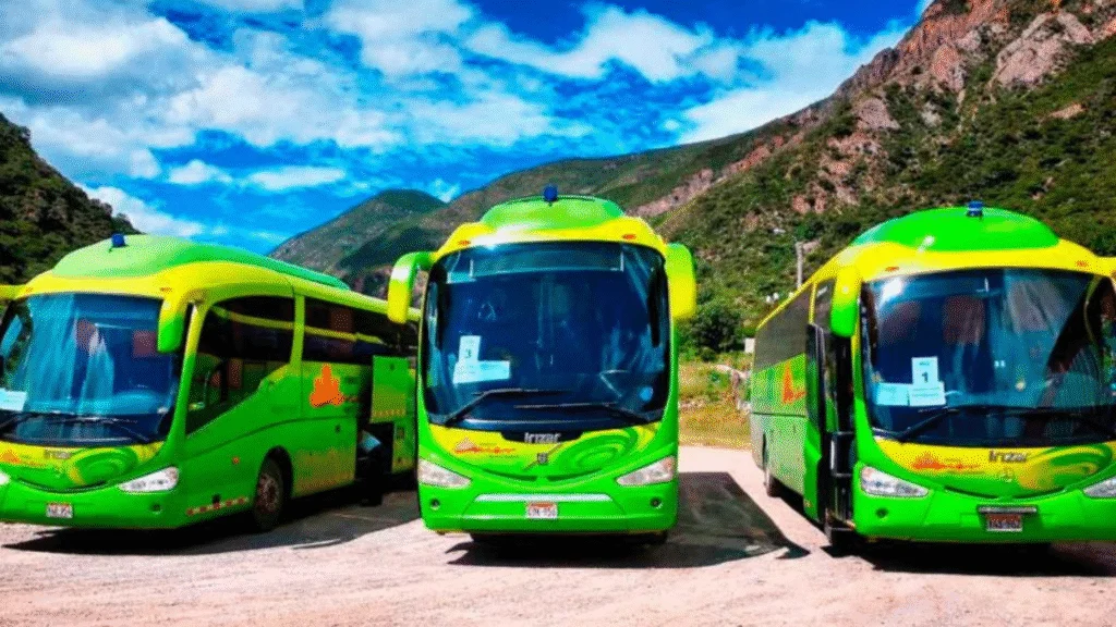 Ruta del Sol: Bus Turístico de Cusco a Puno 