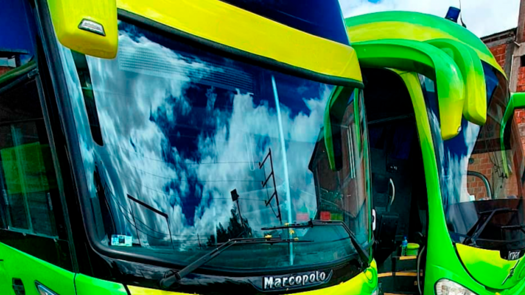 Ruta del Sol: Bus Turístico de Cusco a Puno 