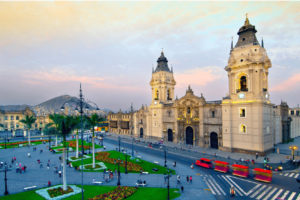 Perú Enigmático 8 Días / 7 Noches