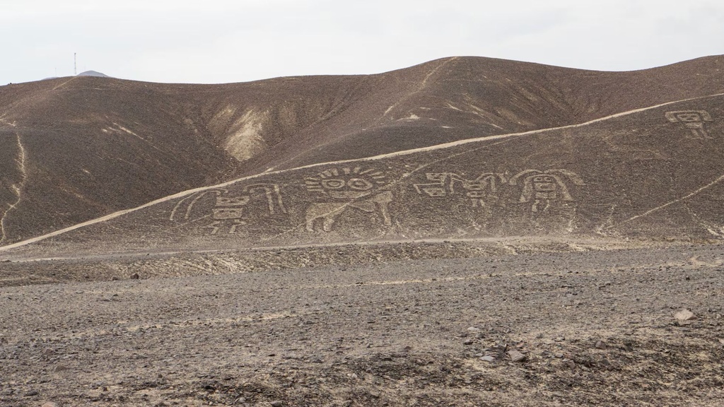 2D/1N Nazca - Acueductos de Cantalloc